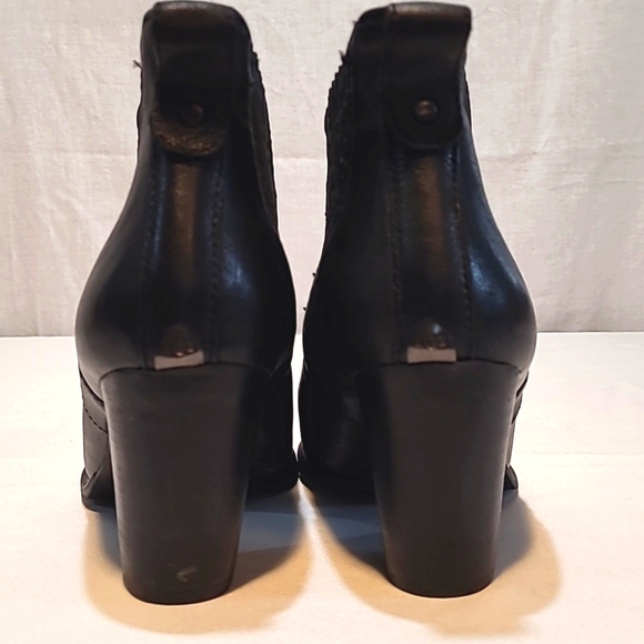 UGG Black Leather Boots - Picture 6 of 7